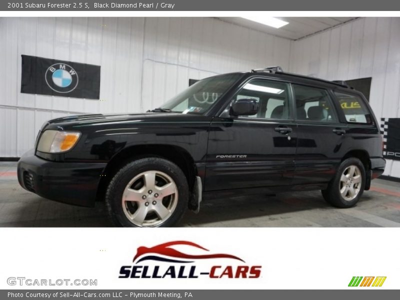 Black Diamond Pearl / Gray 2001 Subaru Forester 2.5 S