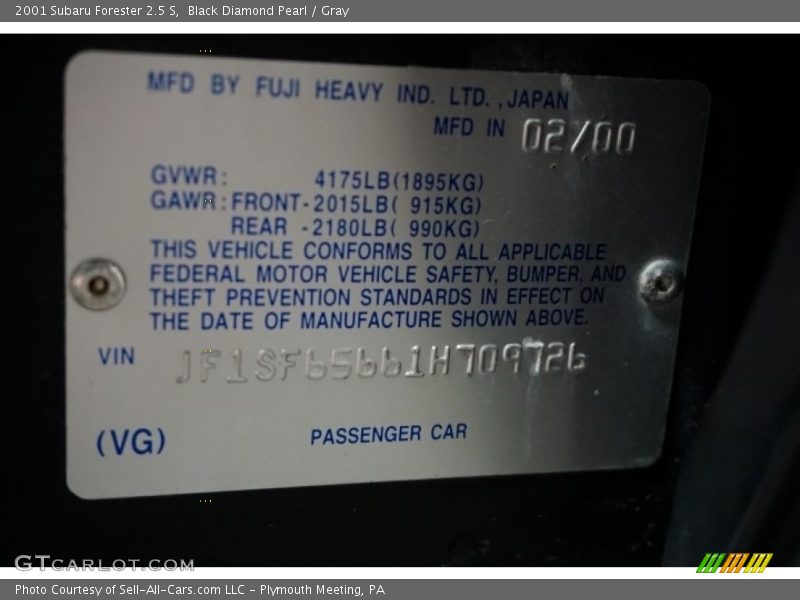 Black Diamond Pearl / Gray 2001 Subaru Forester 2.5 S