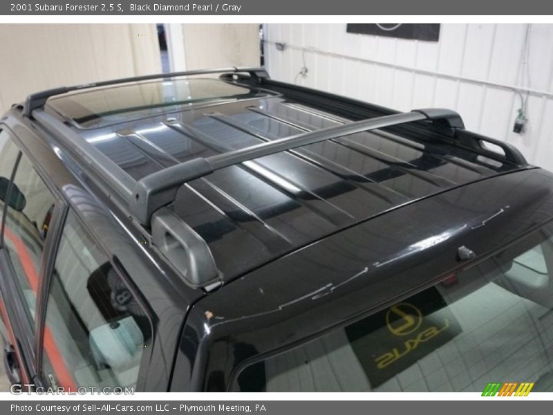 Black Diamond Pearl / Gray 2001 Subaru Forester 2.5 S