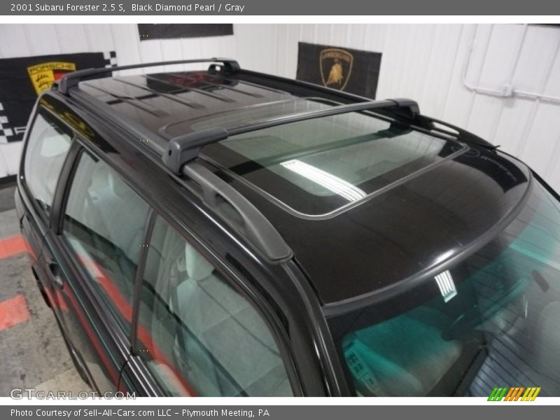 Black Diamond Pearl / Gray 2001 Subaru Forester 2.5 S