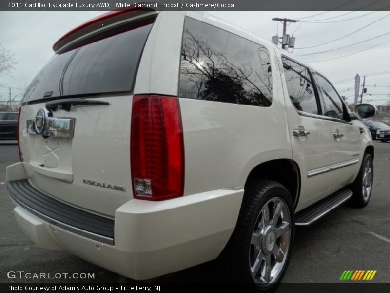 White Diamond Tricoat / Cashmere/Cocoa 2011 Cadillac Escalade Luxury AWD