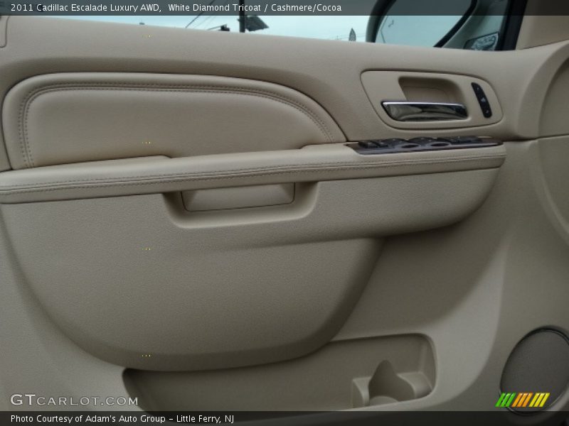 White Diamond Tricoat / Cashmere/Cocoa 2011 Cadillac Escalade Luxury AWD