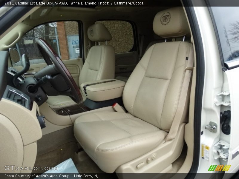 White Diamond Tricoat / Cashmere/Cocoa 2011 Cadillac Escalade Luxury AWD