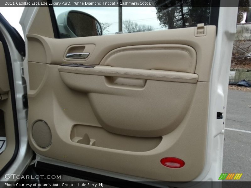 White Diamond Tricoat / Cashmere/Cocoa 2011 Cadillac Escalade Luxury AWD