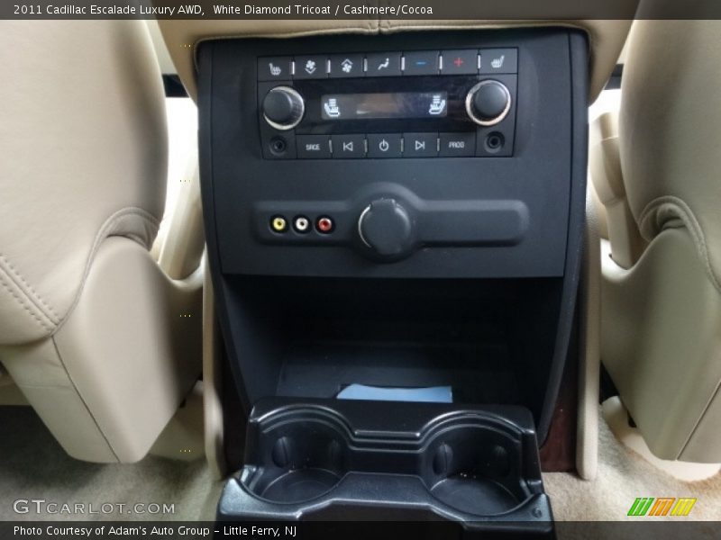 White Diamond Tricoat / Cashmere/Cocoa 2011 Cadillac Escalade Luxury AWD