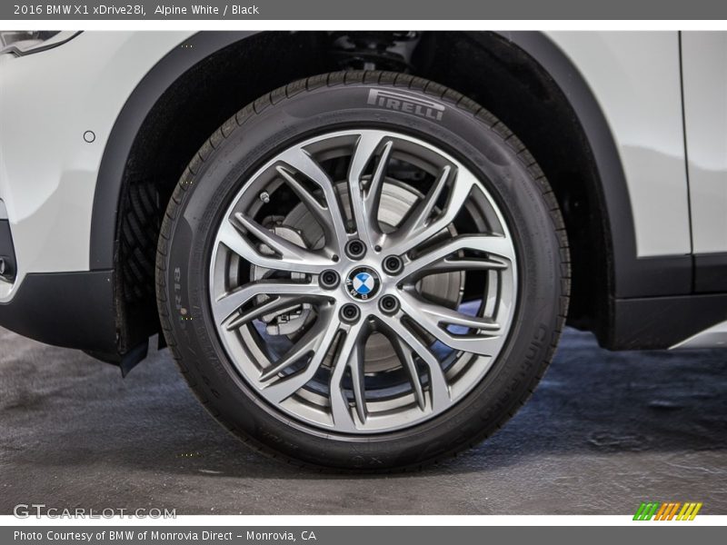 Alpine White / Black 2016 BMW X1 xDrive28i