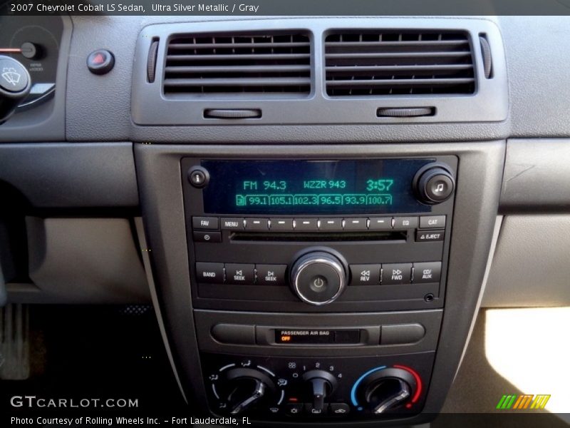 Ultra Silver Metallic / Gray 2007 Chevrolet Cobalt LS Sedan