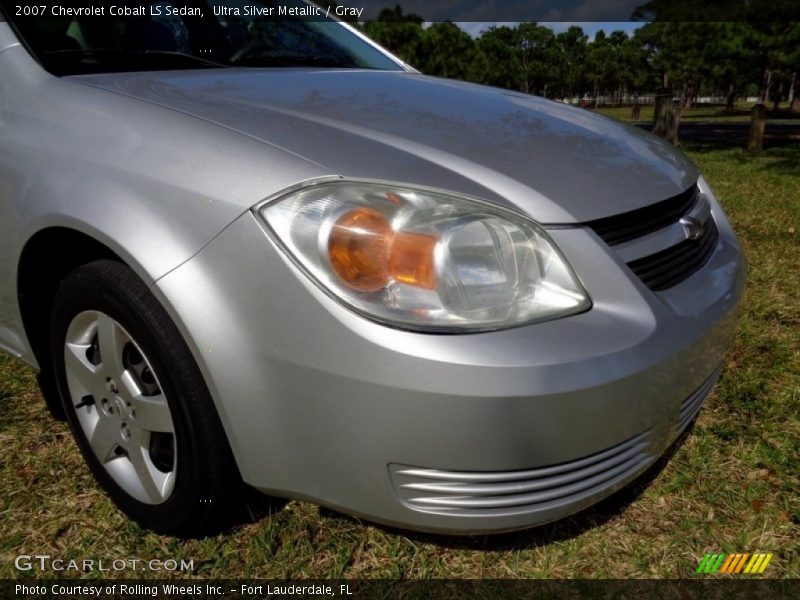 Ultra Silver Metallic / Gray 2007 Chevrolet Cobalt LS Sedan