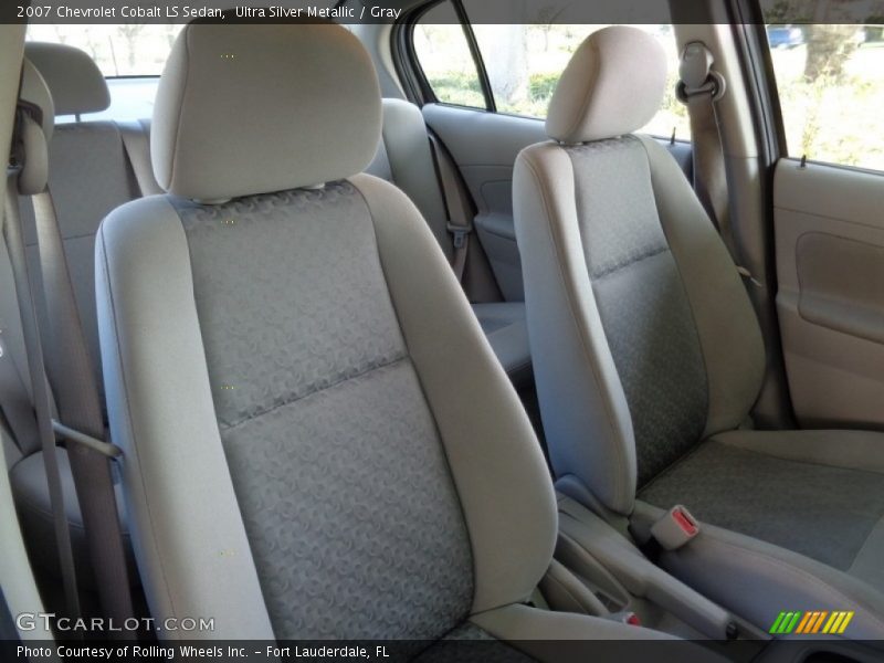 Ultra Silver Metallic / Gray 2007 Chevrolet Cobalt LS Sedan