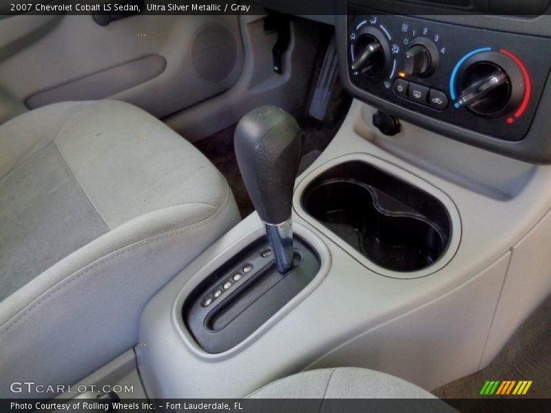 Ultra Silver Metallic / Gray 2007 Chevrolet Cobalt LS Sedan