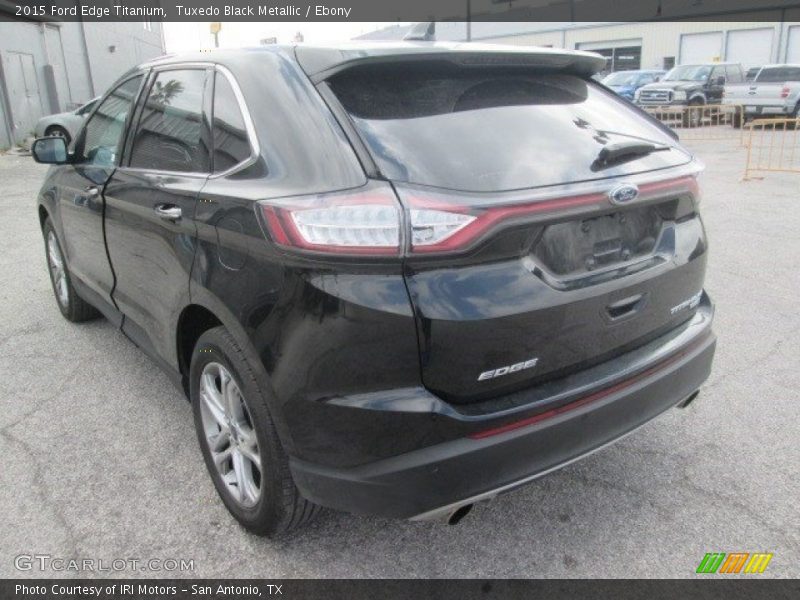 Tuxedo Black Metallic / Ebony 2015 Ford Edge Titanium