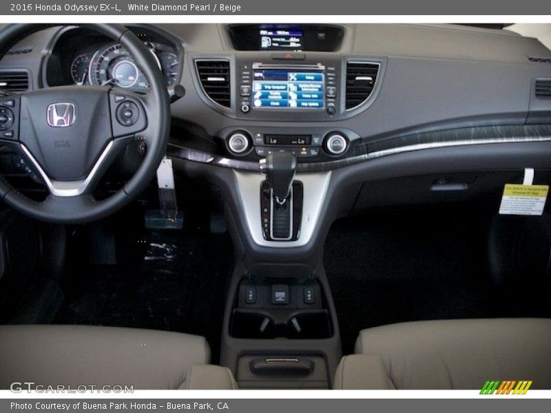 White Diamond Pearl / Beige 2016 Honda Odyssey EX-L