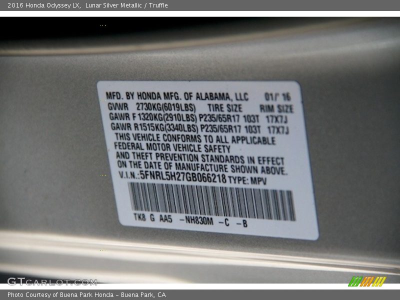 Lunar Silver Metallic / Truffle 2016 Honda Odyssey LX