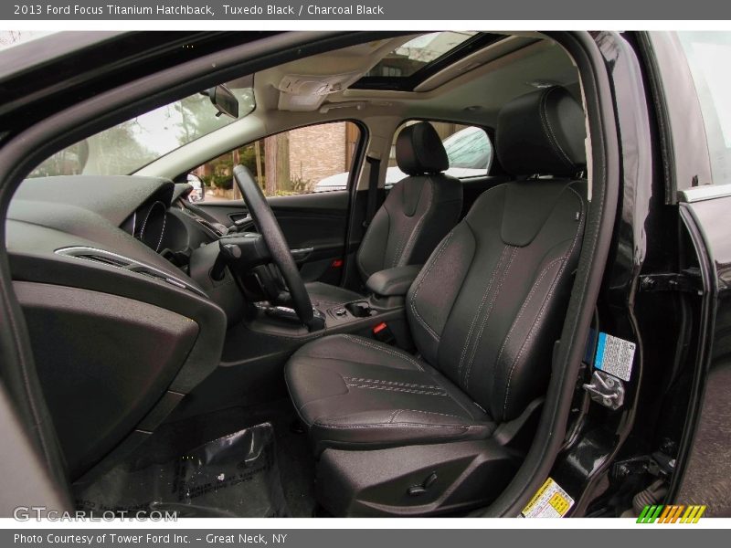 Tuxedo Black / Charcoal Black 2013 Ford Focus Titanium Hatchback