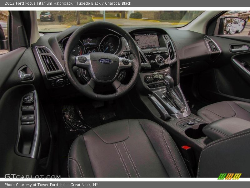Tuxedo Black / Charcoal Black 2013 Ford Focus Titanium Hatchback
