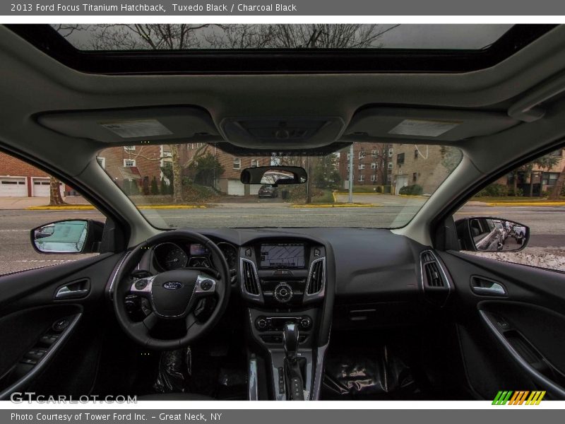 Tuxedo Black / Charcoal Black 2013 Ford Focus Titanium Hatchback
