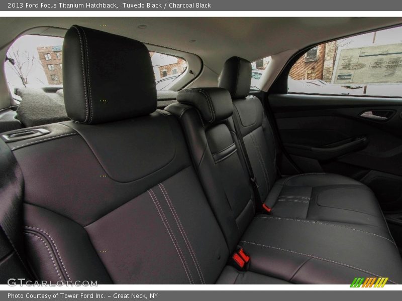 Tuxedo Black / Charcoal Black 2013 Ford Focus Titanium Hatchback