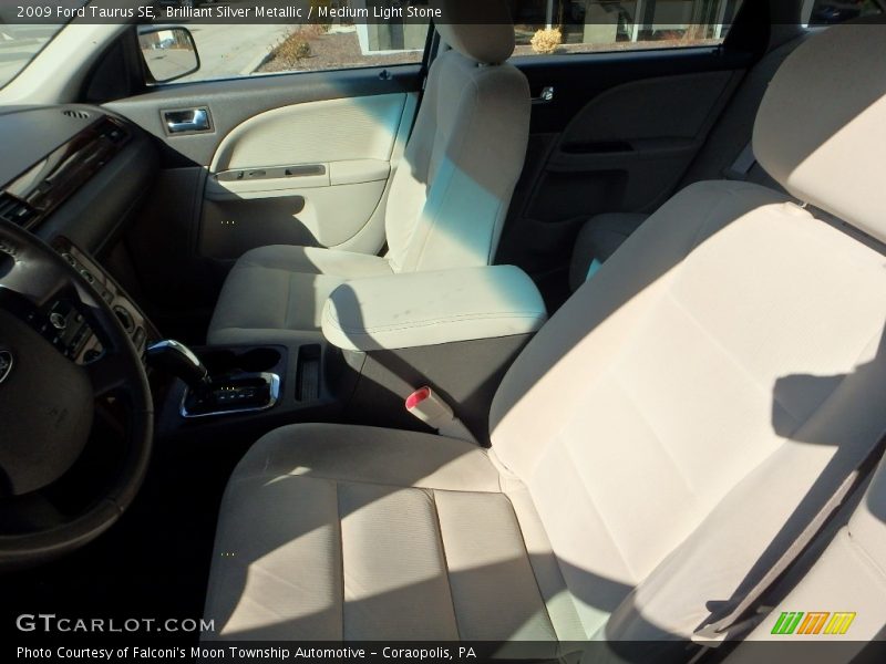 Brilliant Silver Metallic / Medium Light Stone 2009 Ford Taurus SE
