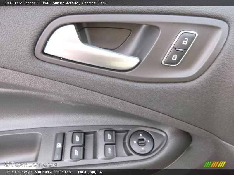 Sunset Metallic / Charcoal Black 2016 Ford Escape SE 4WD