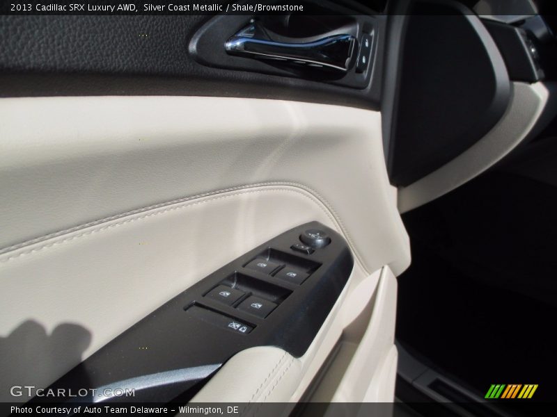 Silver Coast Metallic / Shale/Brownstone 2013 Cadillac SRX Luxury AWD