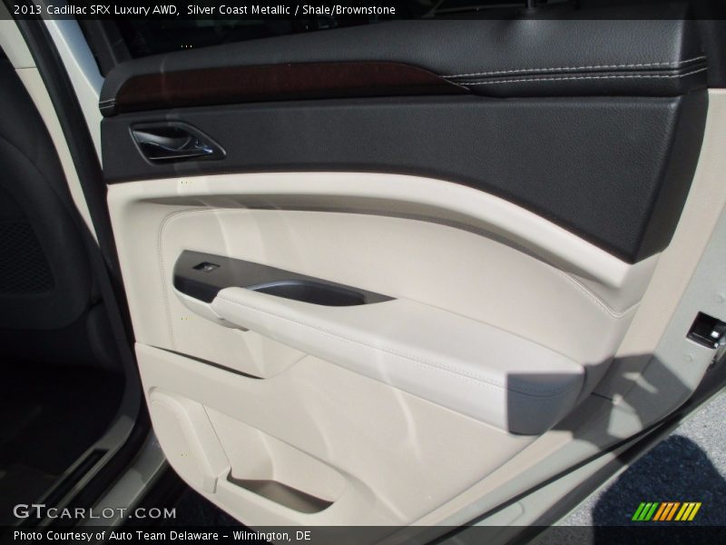 Silver Coast Metallic / Shale/Brownstone 2013 Cadillac SRX Luxury AWD