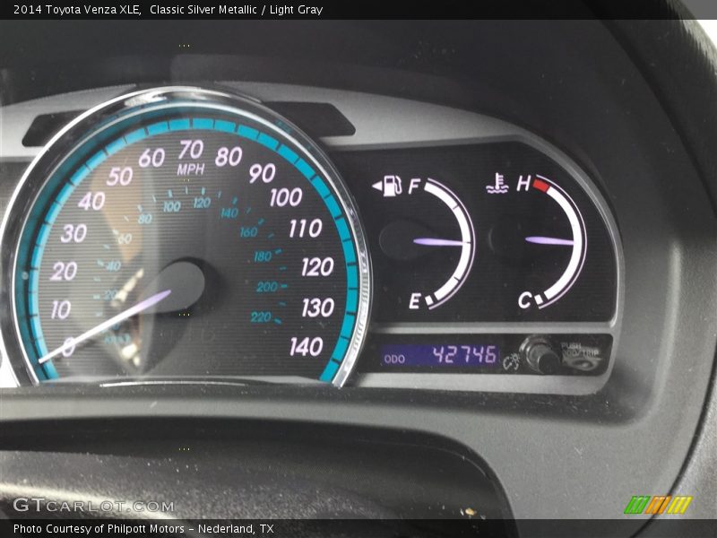 Classic Silver Metallic / Light Gray 2014 Toyota Venza XLE