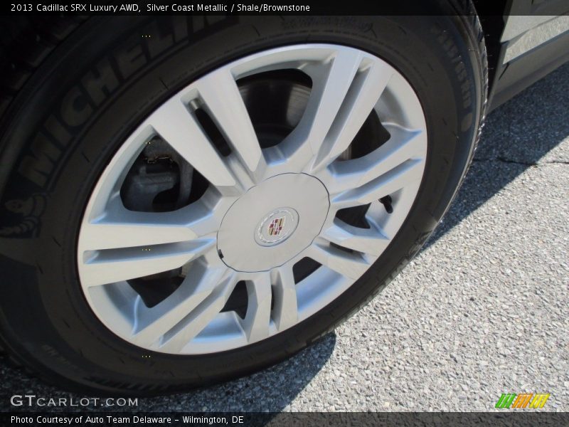 Silver Coast Metallic / Shale/Brownstone 2013 Cadillac SRX Luxury AWD