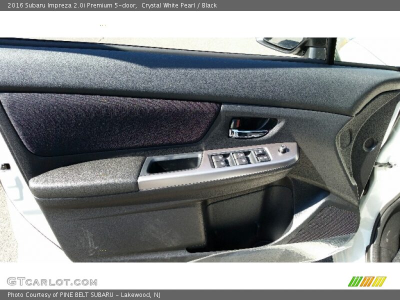 Crystal White Pearl / Black 2016 Subaru Impreza 2.0i Premium 5-door