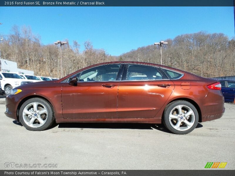 Bronze Fire Metallic / Charcoal Black 2016 Ford Fusion SE