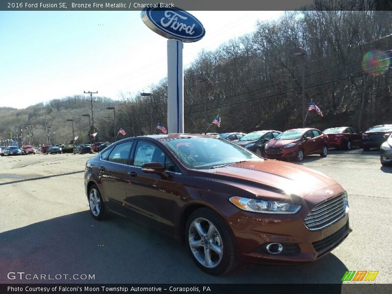 Bronze Fire Metallic / Charcoal Black 2016 Ford Fusion SE