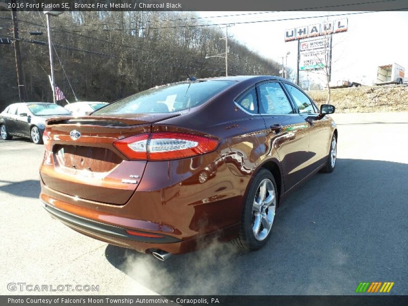 Bronze Fire Metallic / Charcoal Black 2016 Ford Fusion SE