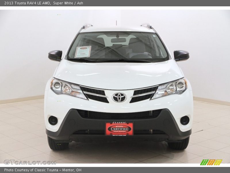 Super White / Ash 2013 Toyota RAV4 LE AWD