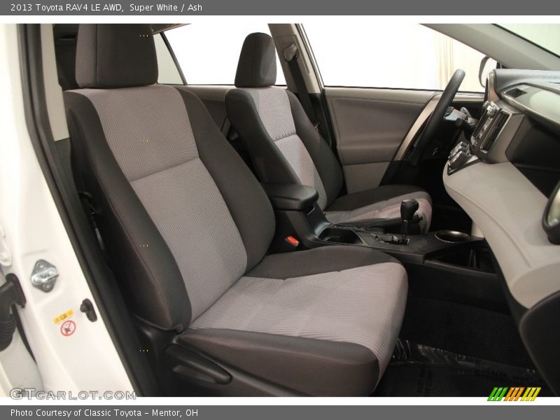 Super White / Ash 2013 Toyota RAV4 LE AWD