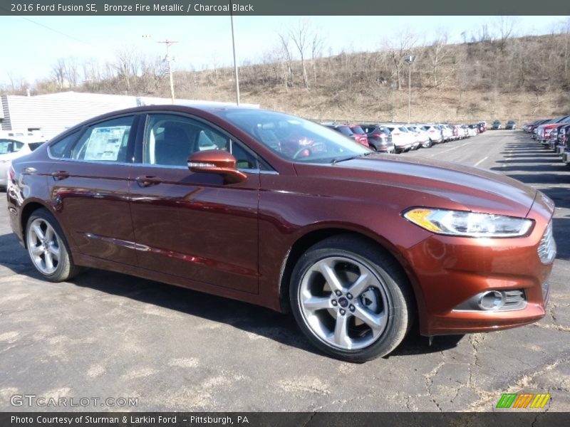 Bronze Fire Metallic / Charcoal Black 2016 Ford Fusion SE