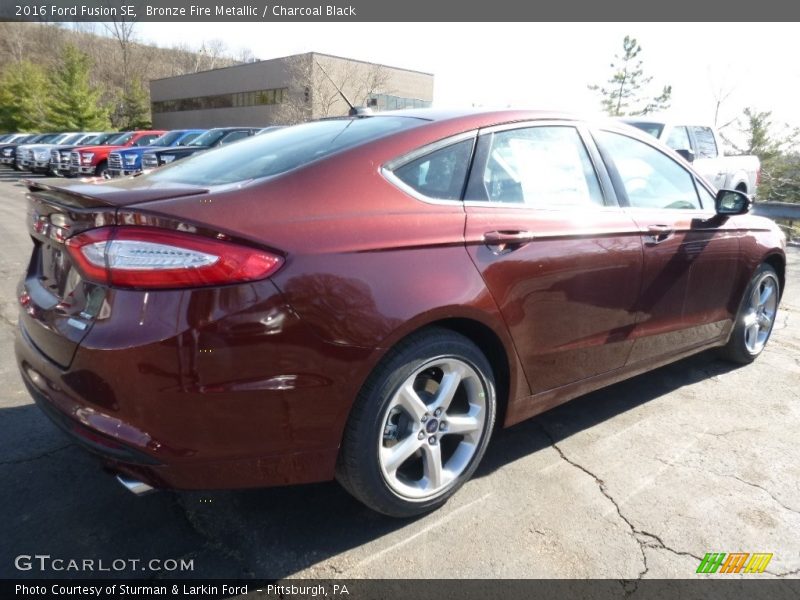 Bronze Fire Metallic / Charcoal Black 2016 Ford Fusion SE