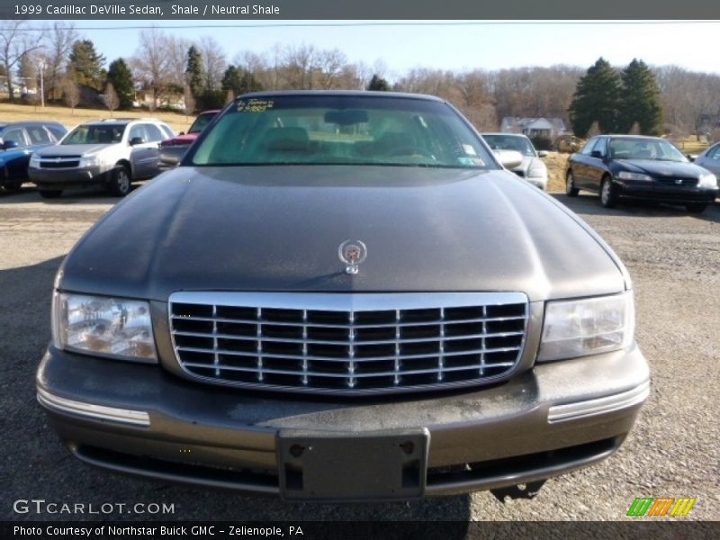 Shale / Neutral Shale 1999 Cadillac DeVille Sedan