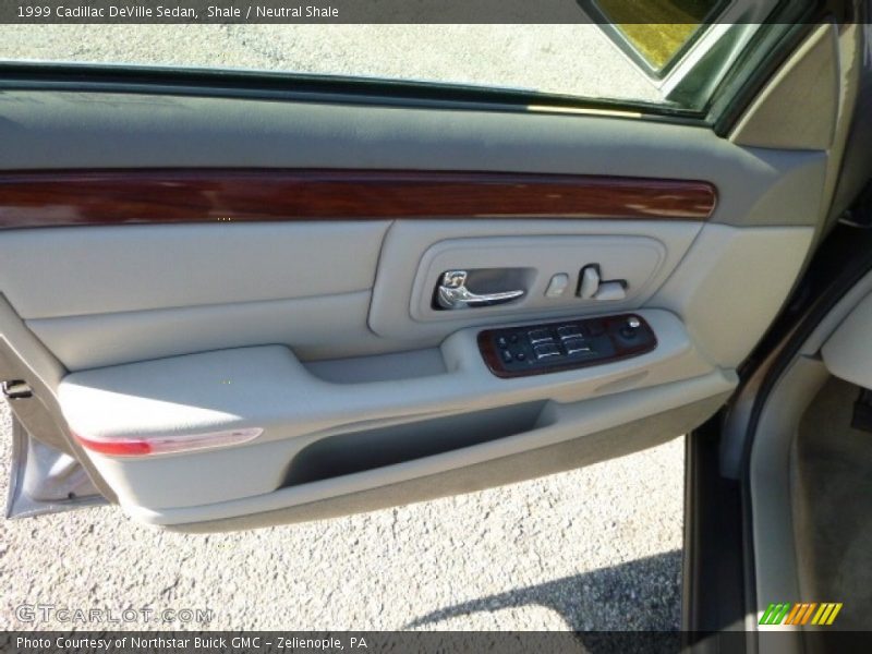 Shale / Neutral Shale 1999 Cadillac DeVille Sedan