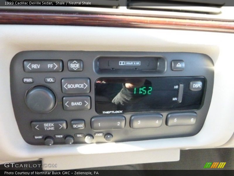 Shale / Neutral Shale 1999 Cadillac DeVille Sedan