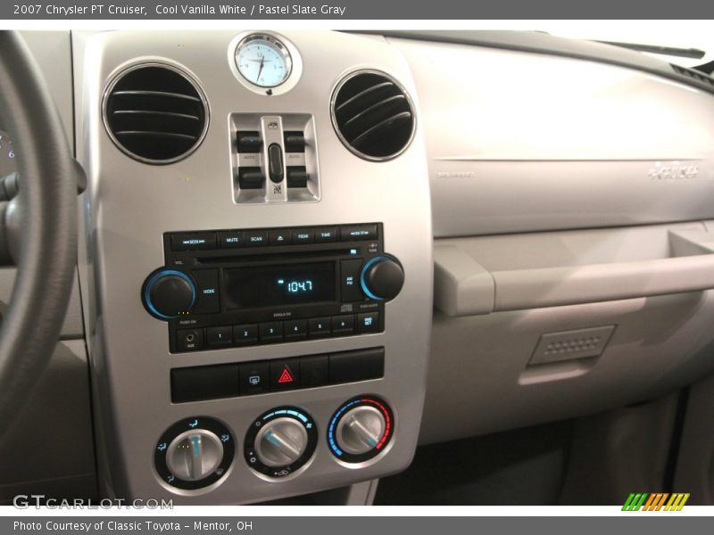 Cool Vanilla White / Pastel Slate Gray 2007 Chrysler PT Cruiser
