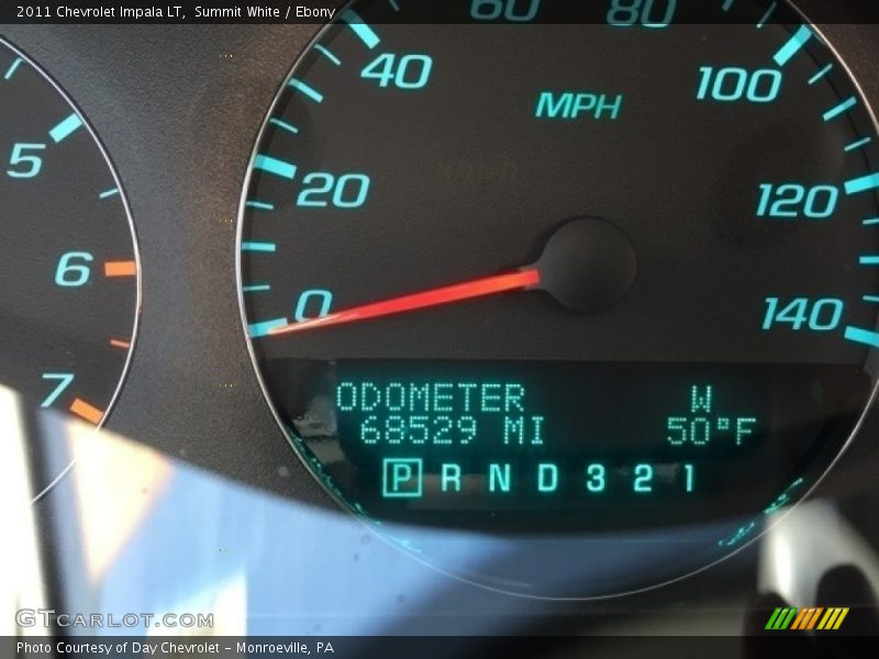 Summit White / Ebony 2011 Chevrolet Impala LT