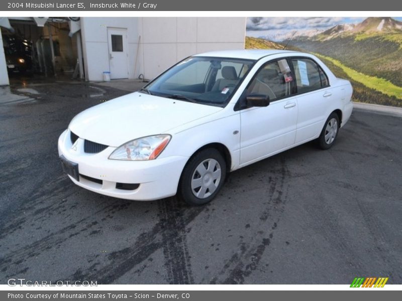 Front 3/4 View of 2004 Lancer ES