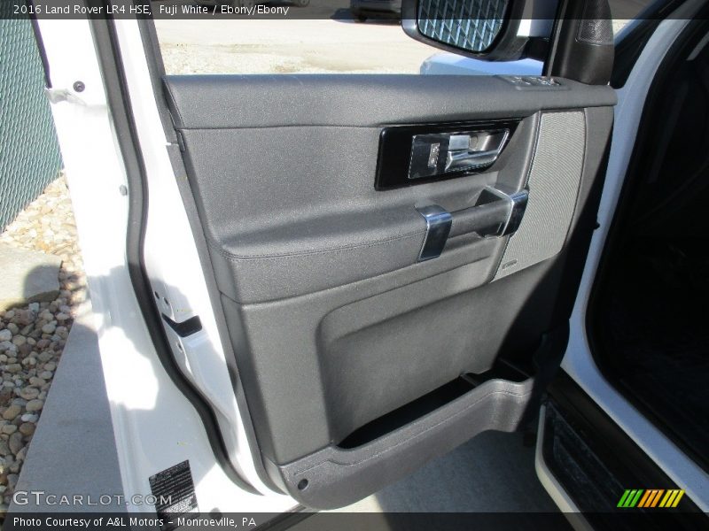 Fuji White / Ebony/Ebony 2016 Land Rover LR4 HSE