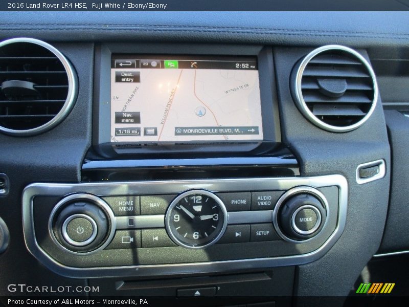 Fuji White / Ebony/Ebony 2016 Land Rover LR4 HSE