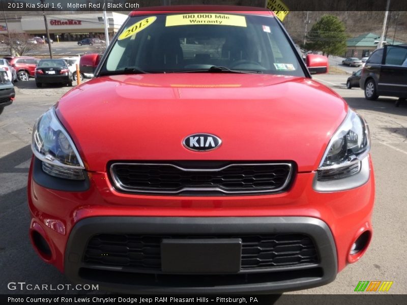 Molten Red / Black Cloth 2013 Kia Soul 1.6