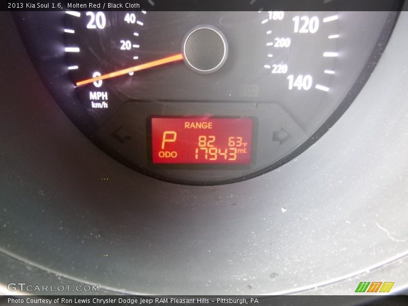Molten Red / Black Cloth 2013 Kia Soul 1.6