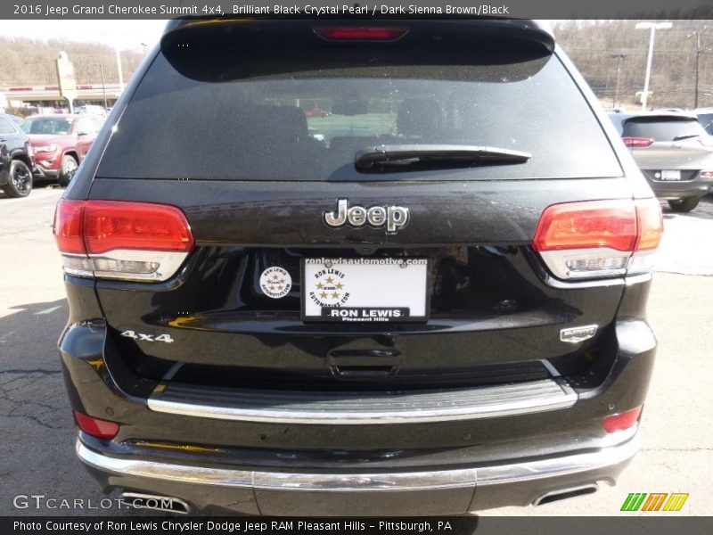 Brilliant Black Crystal Pearl / Dark Sienna Brown/Black 2016 Jeep Grand Cherokee Summit 4x4
