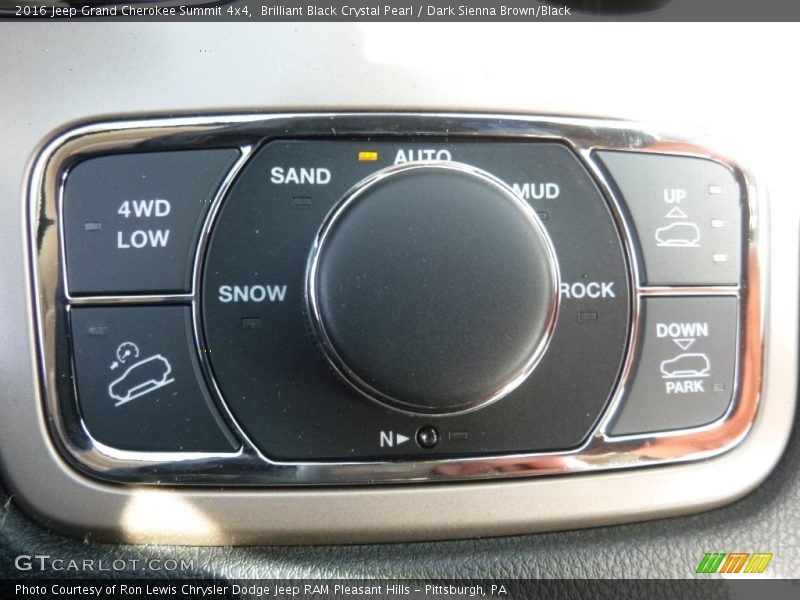 Brilliant Black Crystal Pearl / Dark Sienna Brown/Black 2016 Jeep Grand Cherokee Summit 4x4
