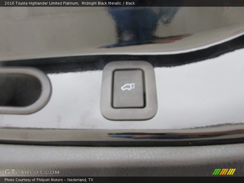 Midnight Black Metallic / Black 2016 Toyota Highlander Limited Platinum