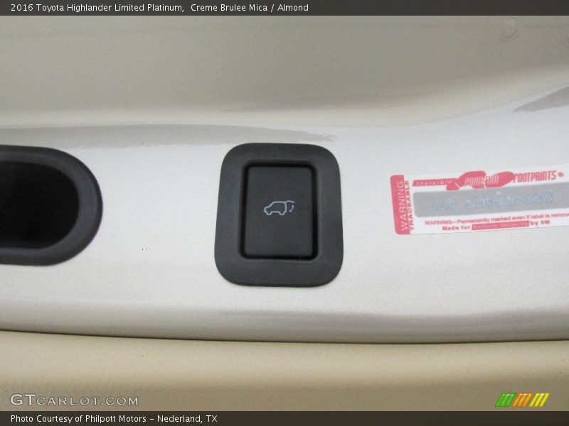 Creme Brulee Mica / Almond 2016 Toyota Highlander Limited Platinum
