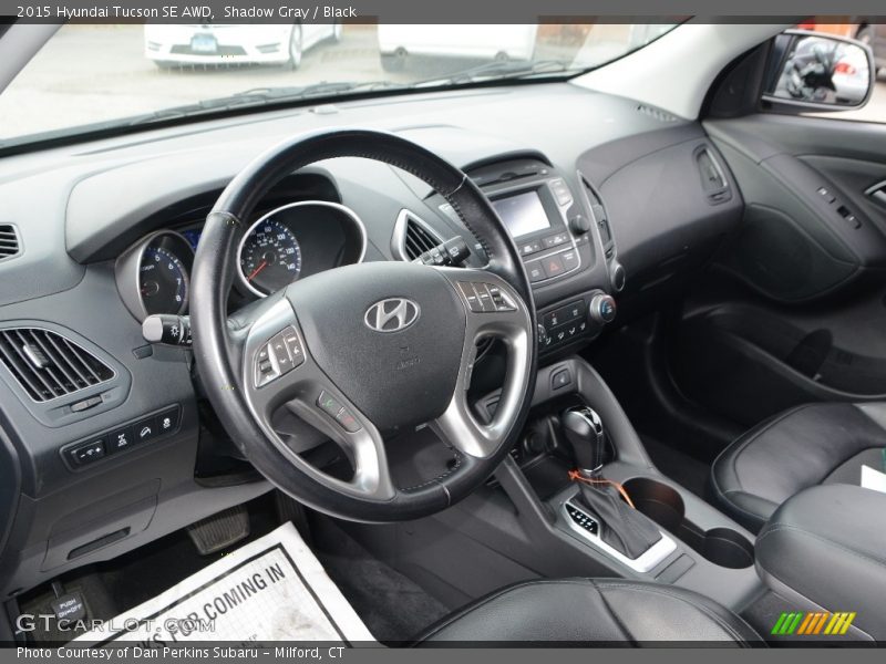 Shadow Gray / Black 2015 Hyundai Tucson SE AWD